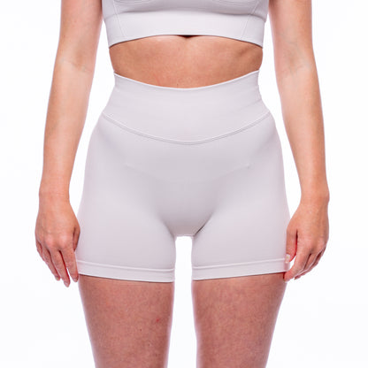 AYLA SEAMLESS SHORTS