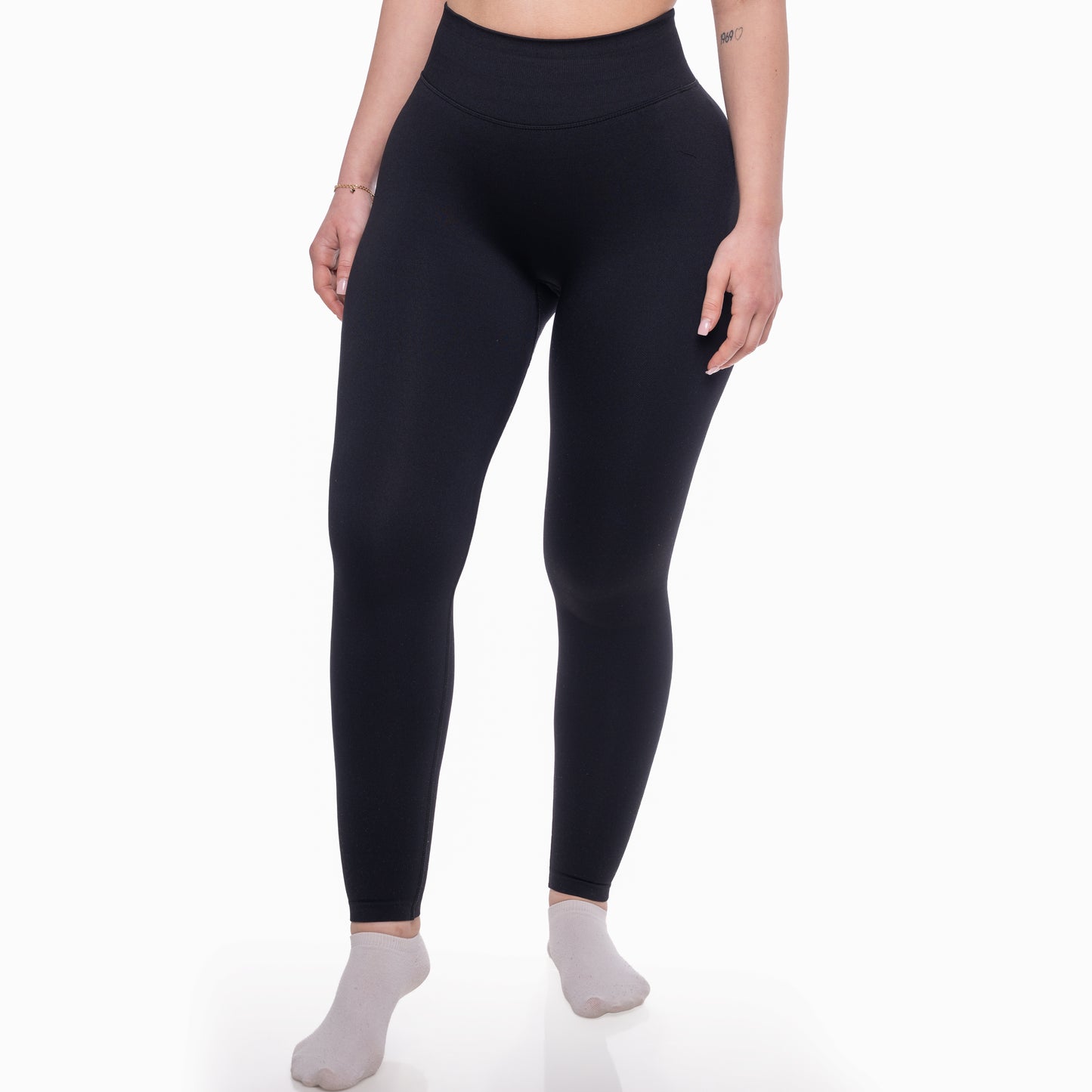 AYLA SEAMLESS SCRUNCH TIGHTS